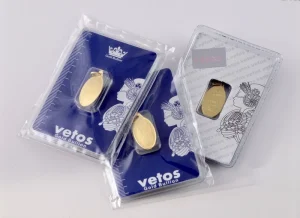 پلاک آویز طلا 18 عیار - 0.25 گرم طرح ملکه - Image 2