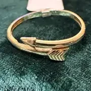 انگشتر طلا 18 عیار زنانه مدل تیر کد 0012