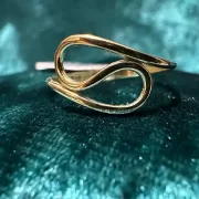 انگشتر طلا 18 عیار زنانه مدل پیچک - Image 2