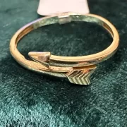 انگشتر طلا 18 عیار زنانه مدل تیر کد 0012 - Image 2