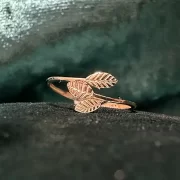 انگشتر طلا 18 عیار زنانه طلاکده مدل برگ سه - Image 2