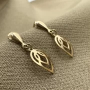 گوشواره طلا 18 عیار زنانه مدل برگ گل کد 101 - Image 2