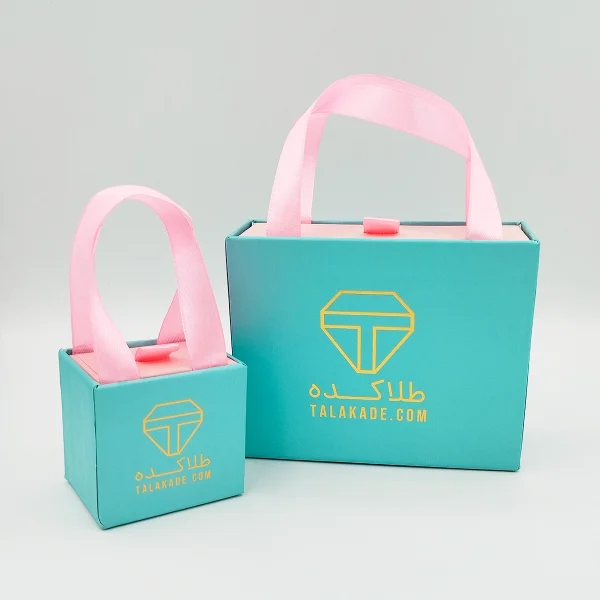 انگشتر طلا 18 عیار زنانه طلاکده مدل Love کد 90 - Image 3