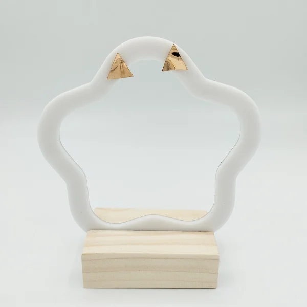 گوشواره طلا 18 عیار زنانه طلاکده مدل مثلث مینیمال - Image 2