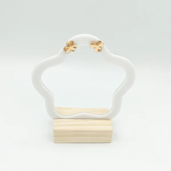 گوشواره طلا 18 عیار زنانه طلاکده مدل گل مینیمال کد 4 - Image 2